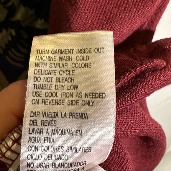 Harry Potter Pajama Top Women's sz Large 12/14 Cozy Lightweight Red Sweater - Picture 3 of 7